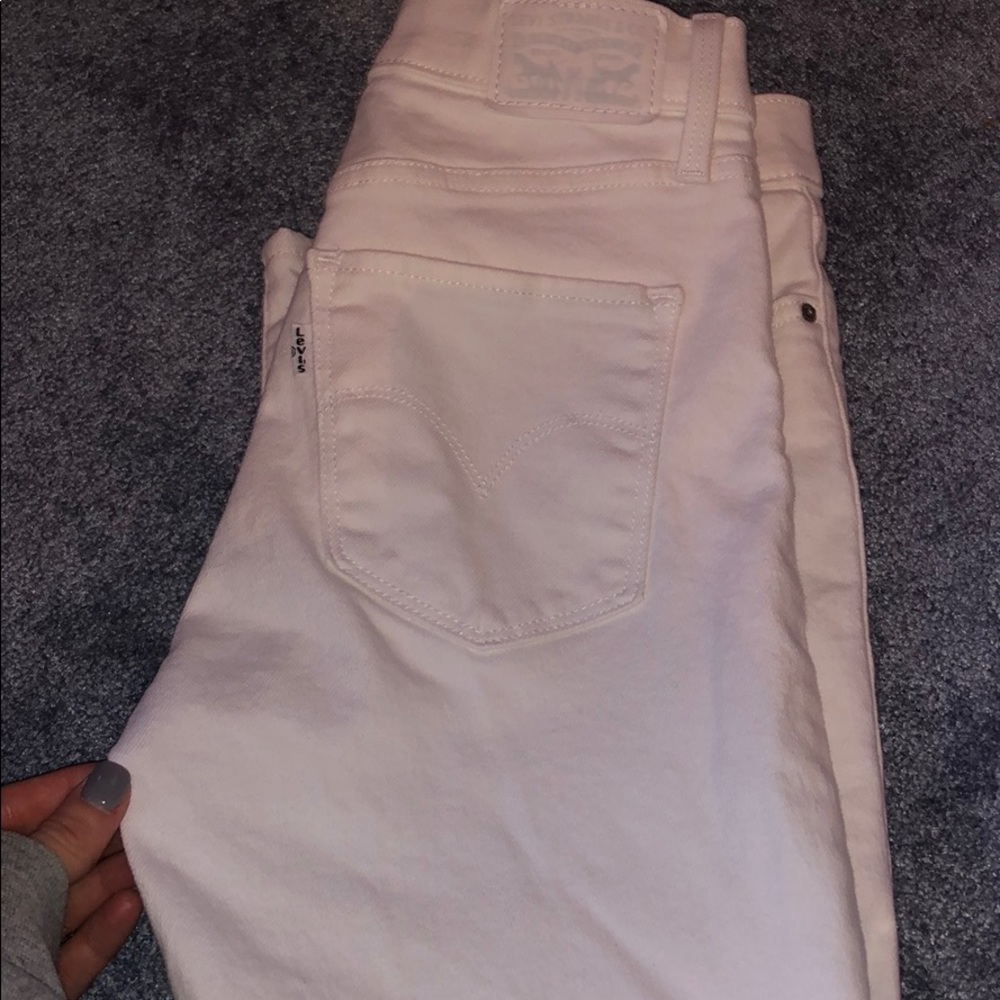 Levi’s 311 Shaping Skinny Size 26